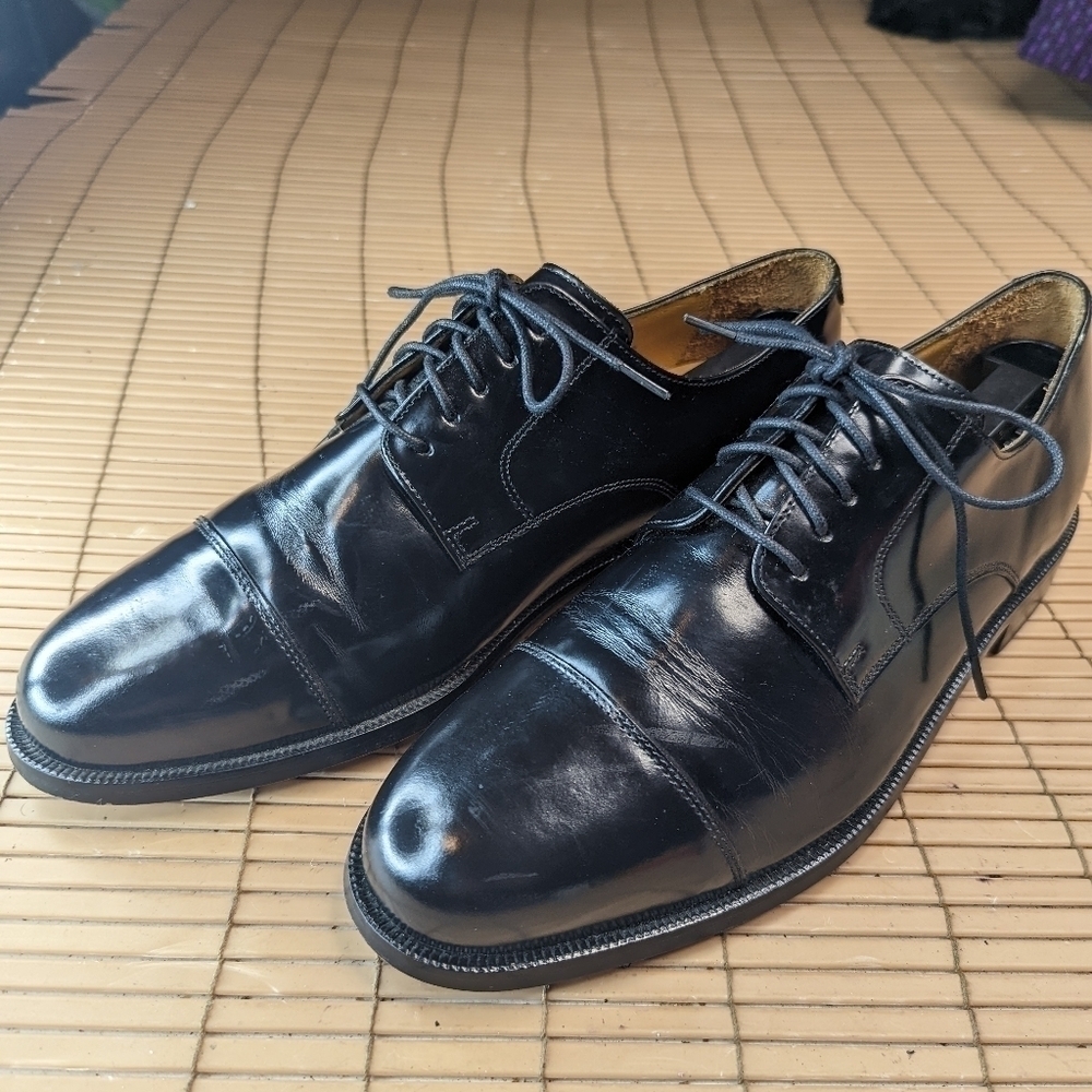Cole Haan NkeAir men's sz 10.5M black leather Cap toe Oxford